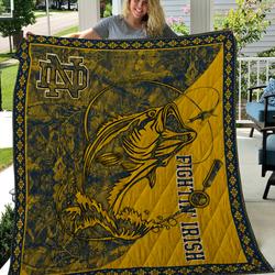 89Fashion Quilt Notre Dame Fighting Irish Football Fishing Quilt