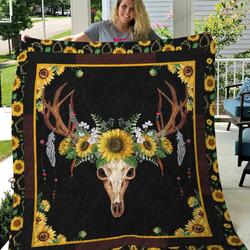Deer Skull Wearing Sunflower Wreath Quilt Blanket Great Customized Gifts For Birthday Christmas Thanksgiving Perfect Gifts For Sunflower Lover