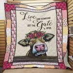 farmer cow live like someone left the gate open quilt blanket great customized blanket gifts for 0