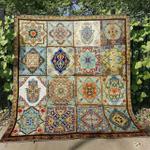 hamsa d010761 quilt blanket d2448033