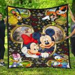 mickey and friends premium quilt quilt d2420755