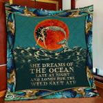 she dreams about the ocean mermaid quilt blanket d2452565