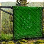 sign language shamrock quilt blanket dhc310113lt d2447360