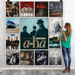 a ha quilt blanket 02 d2355689
