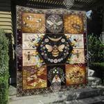 bee light in the darkness 3d customized quilt d2314402