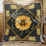bee quilt blanket dhc0302672td d2379605