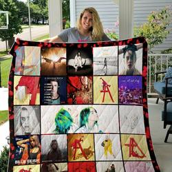 Billie Elish Quilt Blanket