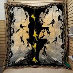 camping black and yellow quilt d2386393