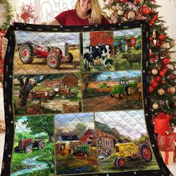 Farming Tractor Quilt Nag