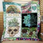 pot head succulent quilt d2386273