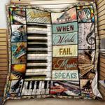 pug pug and kiss u quilt vt d2390097