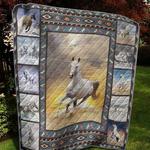 st horse quilt d2386459