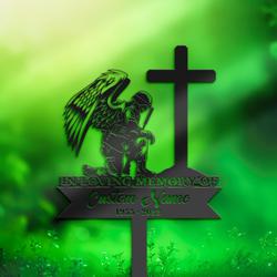 soldier kneeling at cross veteran grave marker metal garden stakes soldier veteran memorial gifts sympathy gifts for loss of loved one 2