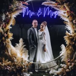 mr mrs led neon sign light 1