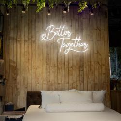 the art of neon sign 2135 1