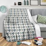 classy blue houndstooth fleece throw blanket 0