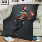 triss fleece throw blanket 0