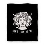 blanket50fl whi z1 t don t look at me medusa