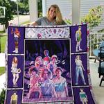 stranger things watching movie blanket 0